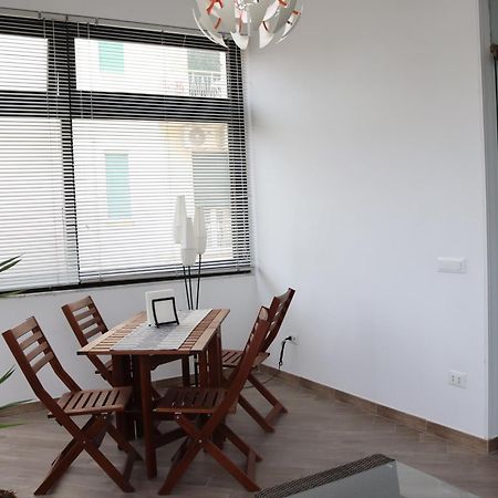 Maison Lumiere Salerno Habitación foto